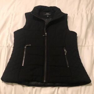 Tart Collections quilted black vest with front zipper pockets
